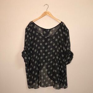 TORRID Women 4X Black Grey Dots Sheer Roll‎ Tab Pullover Top Whimsigoth Festival